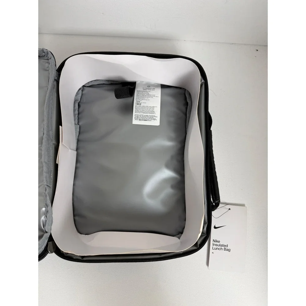 Nike Insulated Lunch Bag Unisex OS Black White Polyester Just Do It Swoosh Logo
